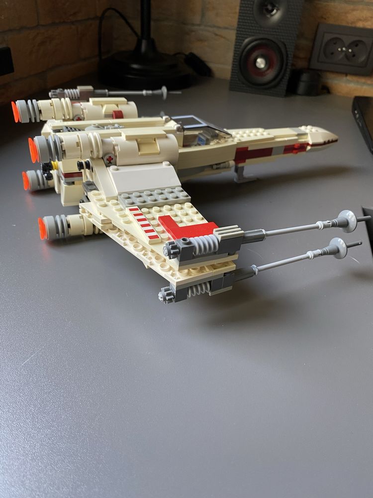 Zestaw lego Star Wars X- Wing 9493