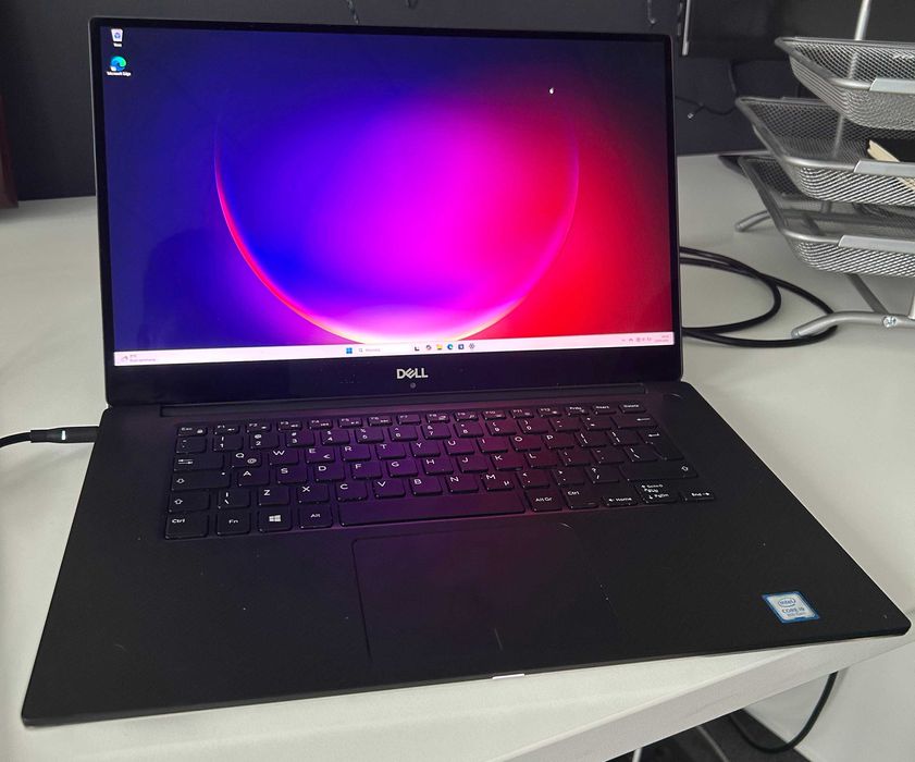 Dell Precision 5530 - i9-8950HK 16GB RAM 512GB SSD 4K P2000 Windows 11
