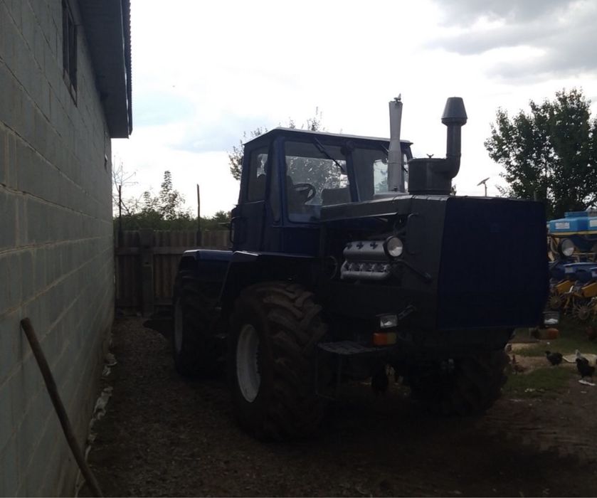 Трактор            т-150