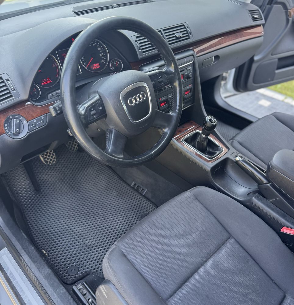 Audi A4 B7 Седан Ауді А4 1.9 TDI Гарний Стан гарний економна обслужена