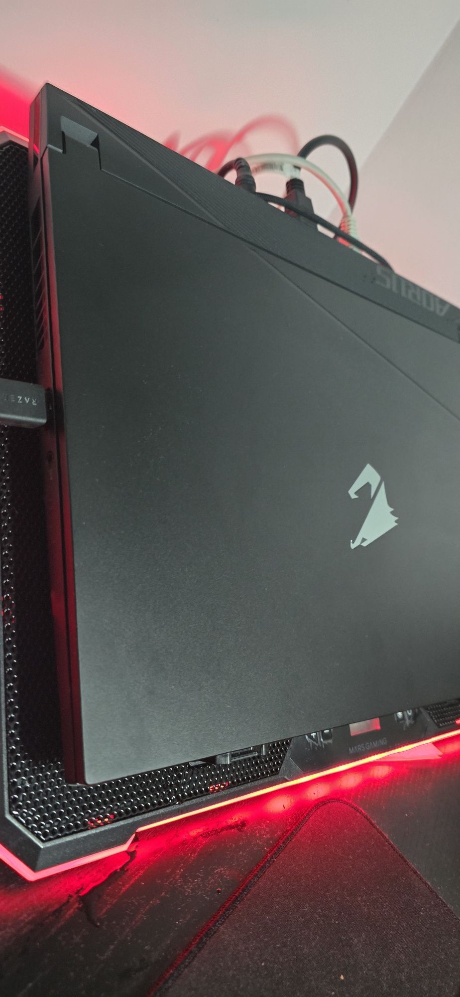 Portátil Gaming Aorus Gigabyte 15