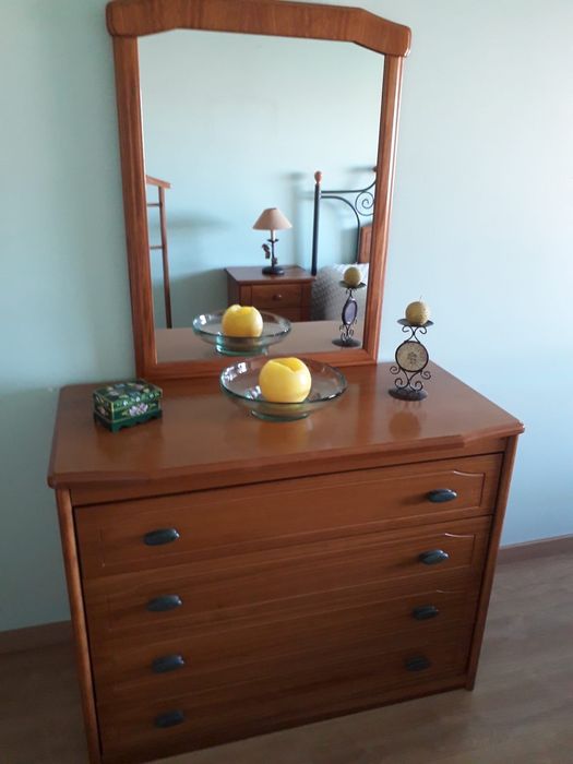 Quarto completo em bom estado