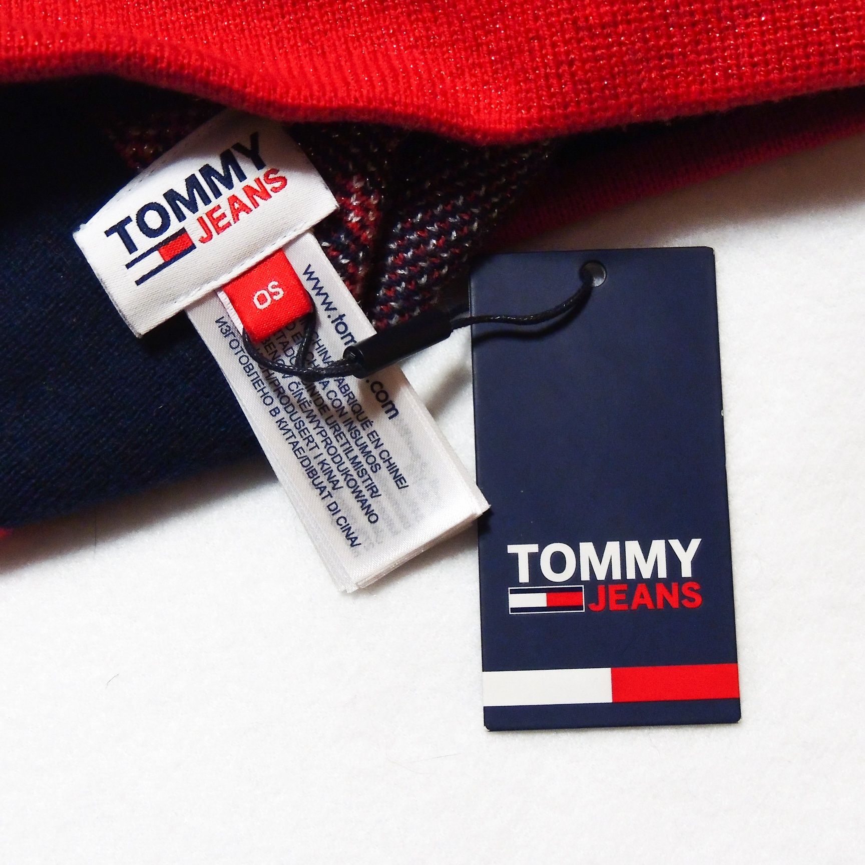 Tommy Hilfiger Jeans шапка с помпоном