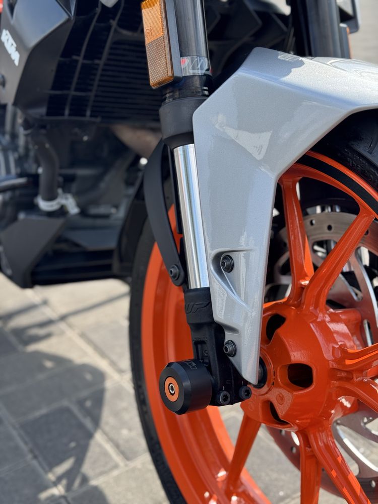 Мотоцикл Ktm duke 390 2021 офіційний