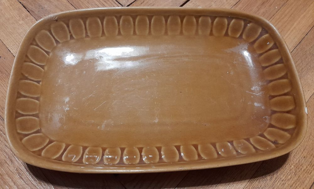 Półmisek koloru musztardowego Tułowice