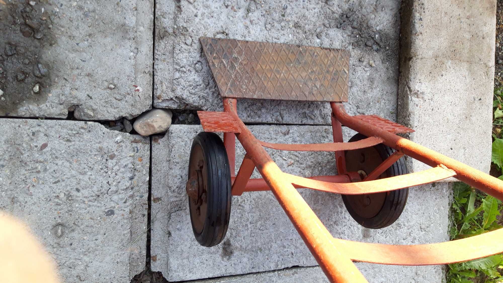 Wózek transportowy dwukołowy