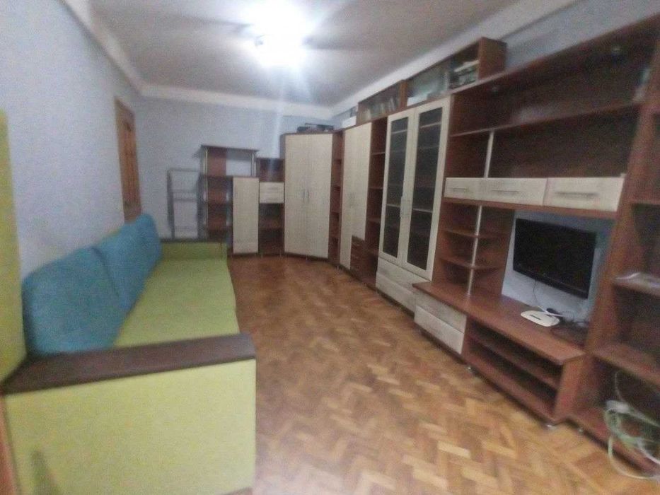 Березняківська 24, квартира з ремонтом. Терміновий показ і продаж.