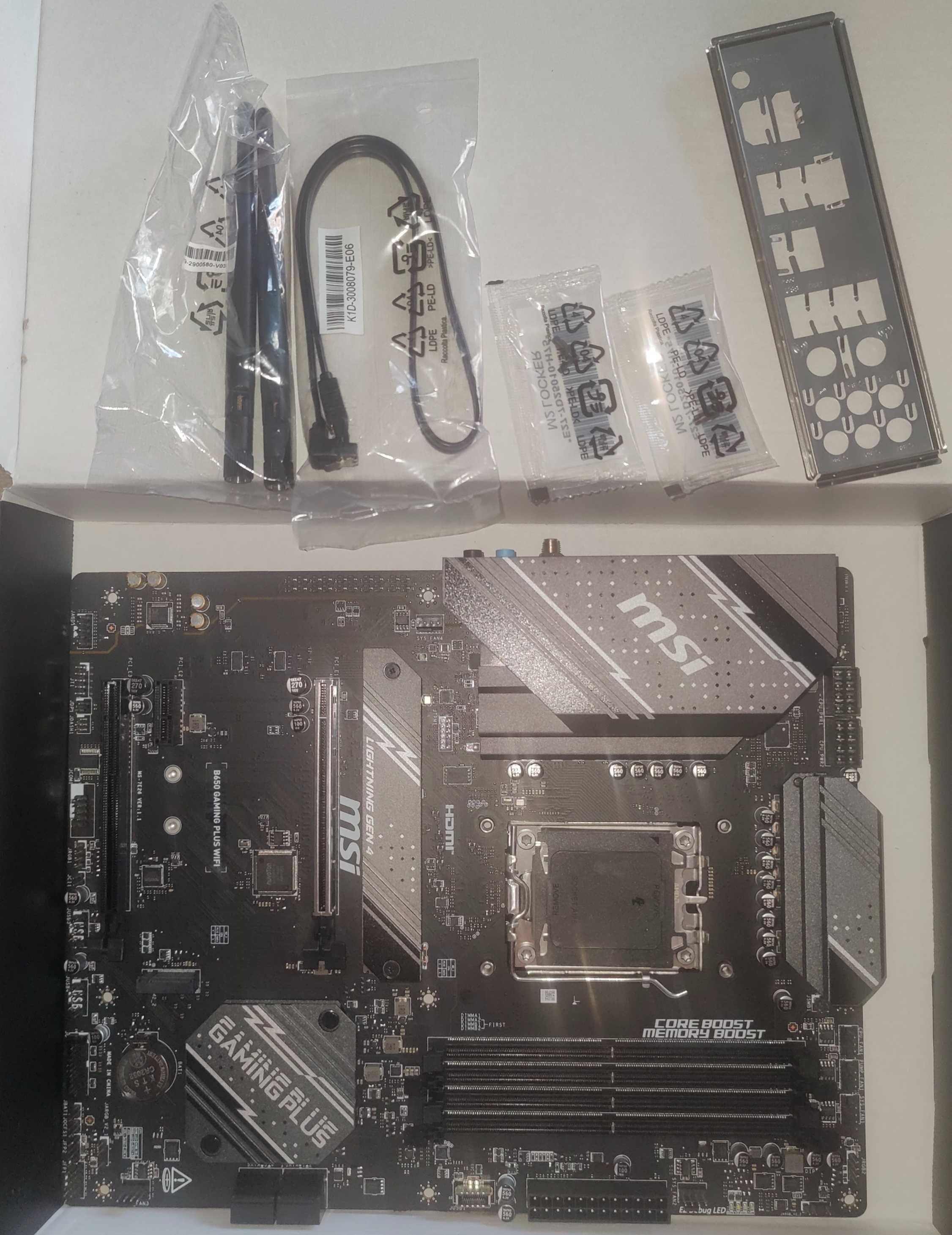 Материнська плата MSI B650 GAMING PLUS WIFI