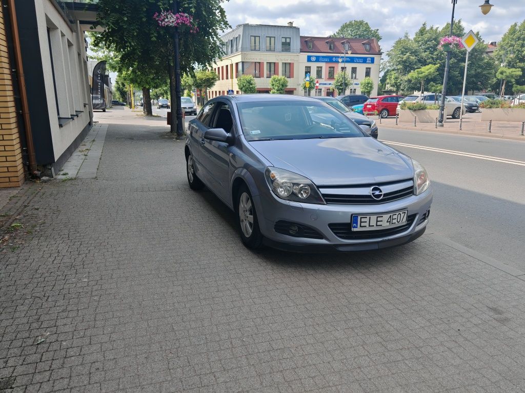 Astra H GTC benzynka
