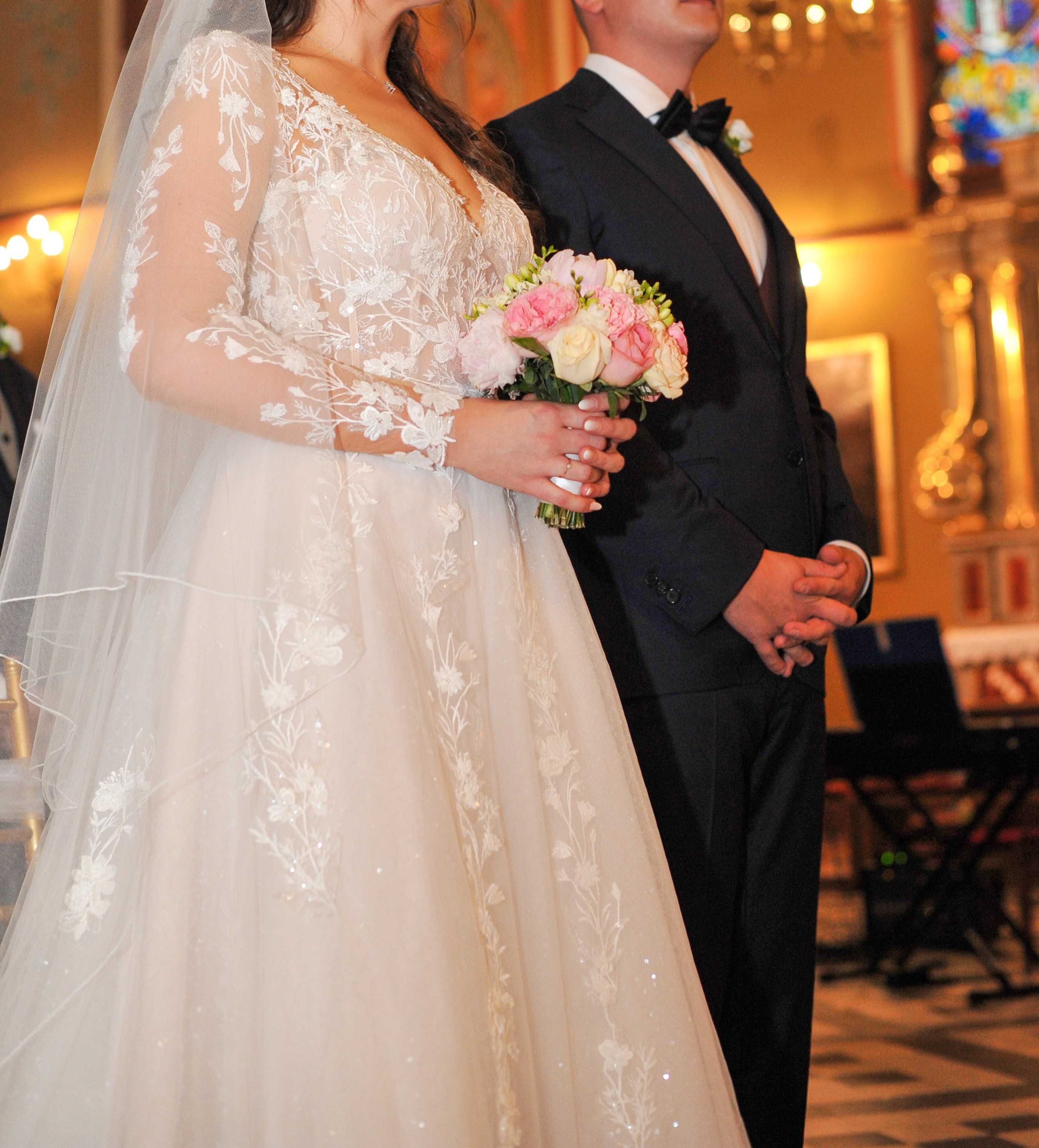 zjawiskowa suknia ślubna by Justin Alexander model Delilah 88246
