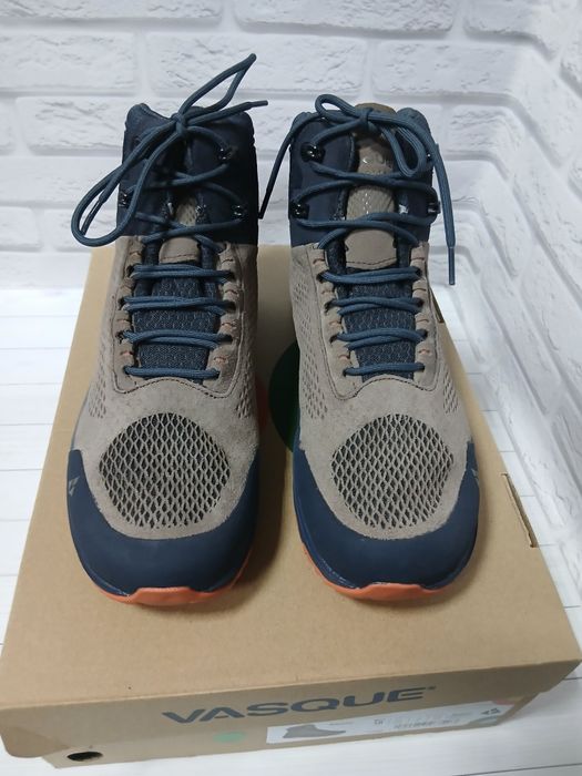 Чоловічі черевики Vasque Breeze LT NTX Hiking Shoes привезені з США.Ор