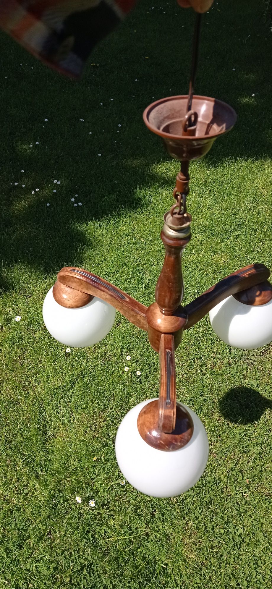 Stylowa lampa drewniana