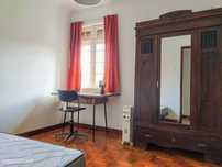 238766 - Quarto com cama de solteiro em...