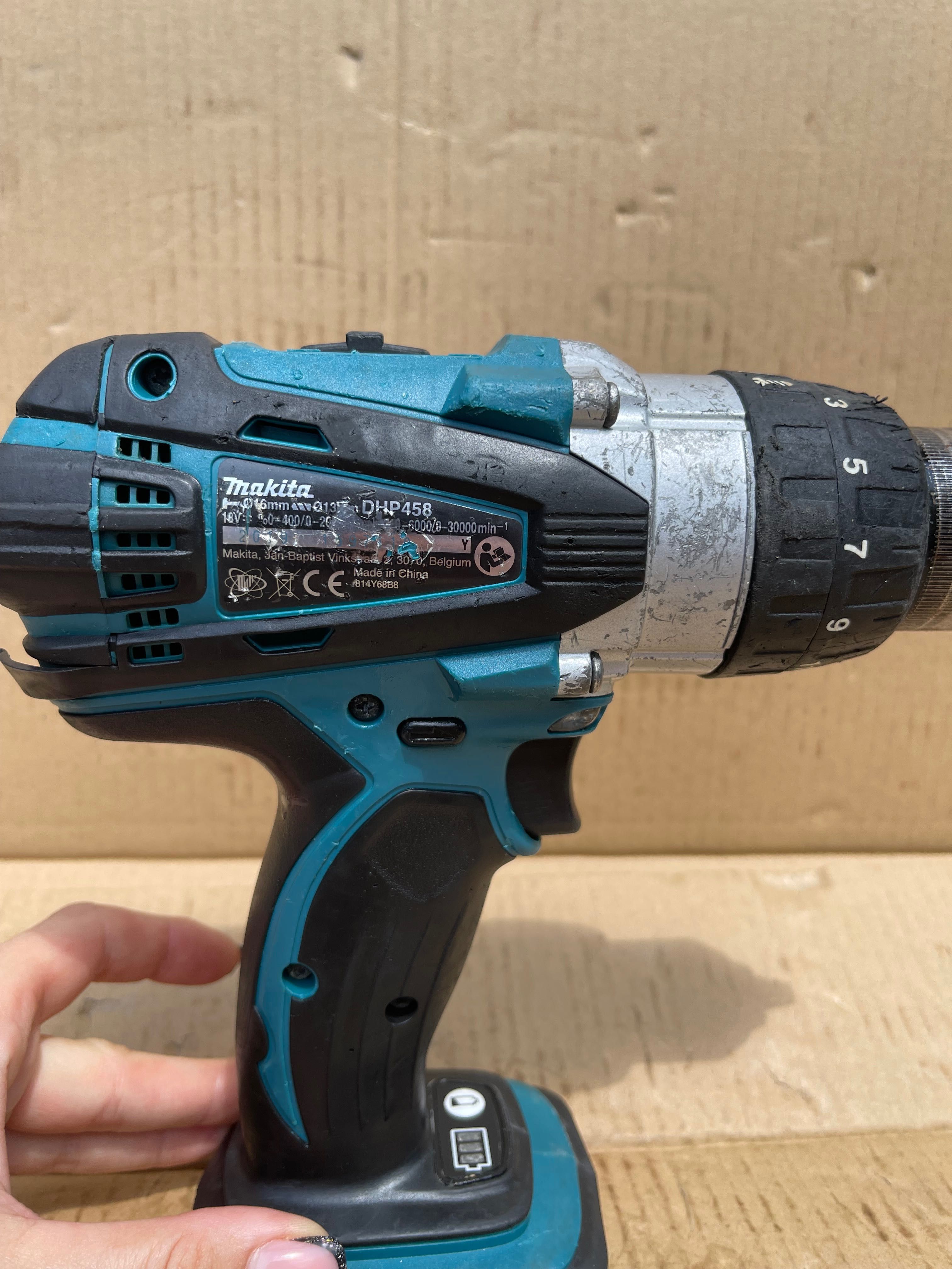 Wkretarka z udarem makita DHP458