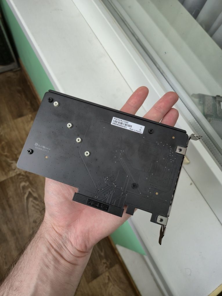 asus rog pci-e 5.0 m2 card