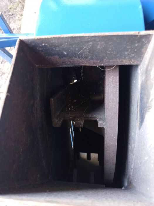 Продаю подрібнювач гілок