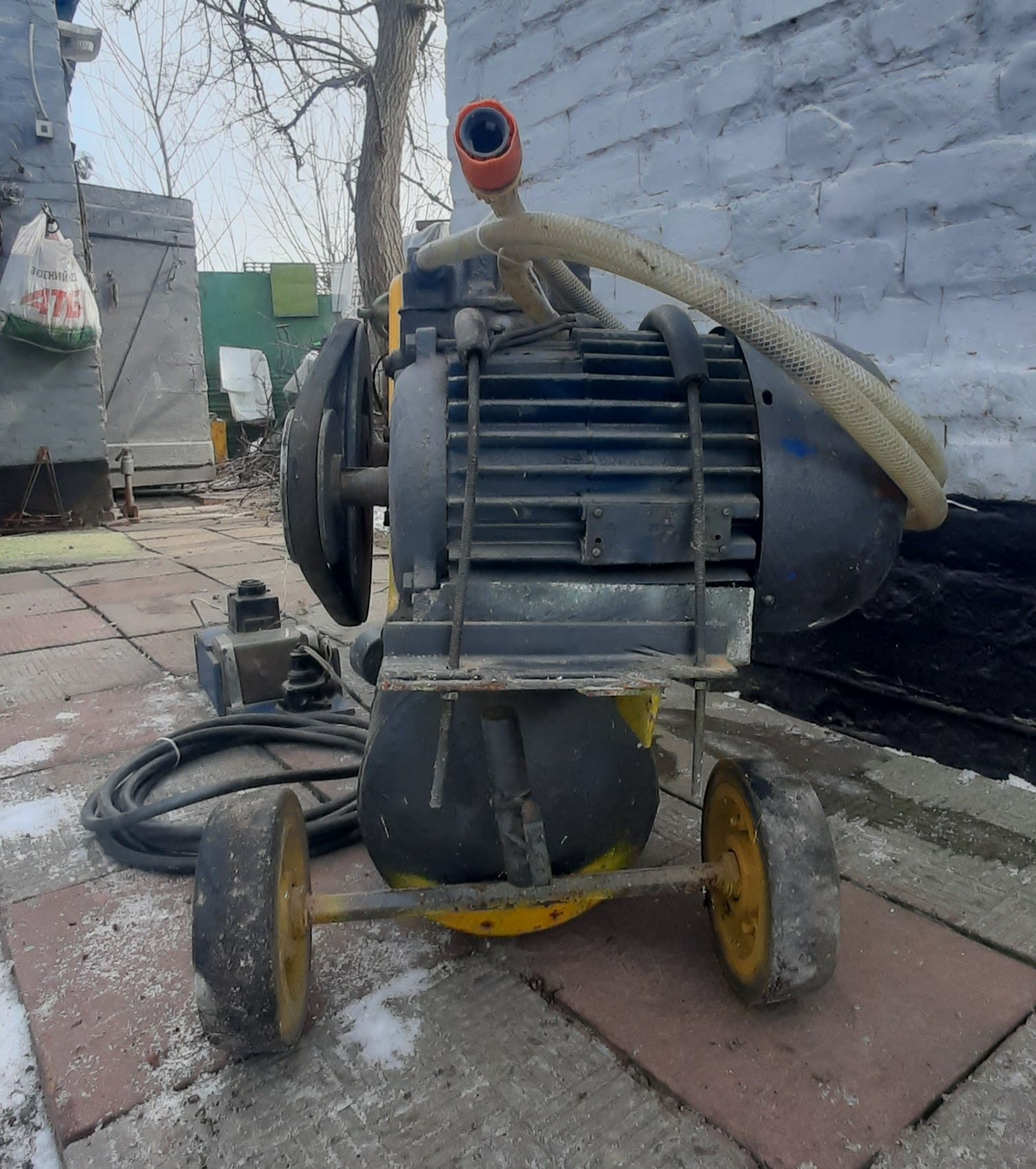 Повітряний компресор