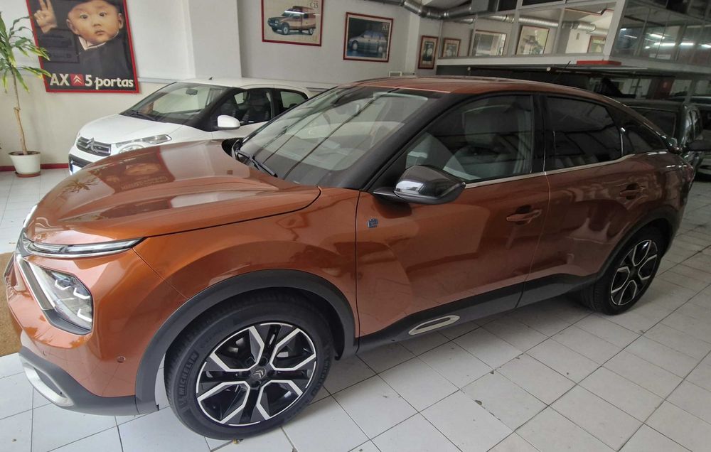 Citroen e-C4 50kwh Shine (50.700km.)