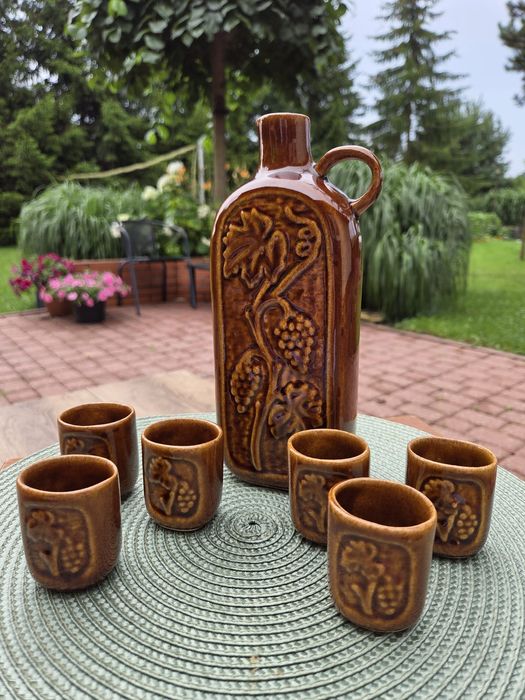 Kamionkowa karafka  z 6 kieliszkami