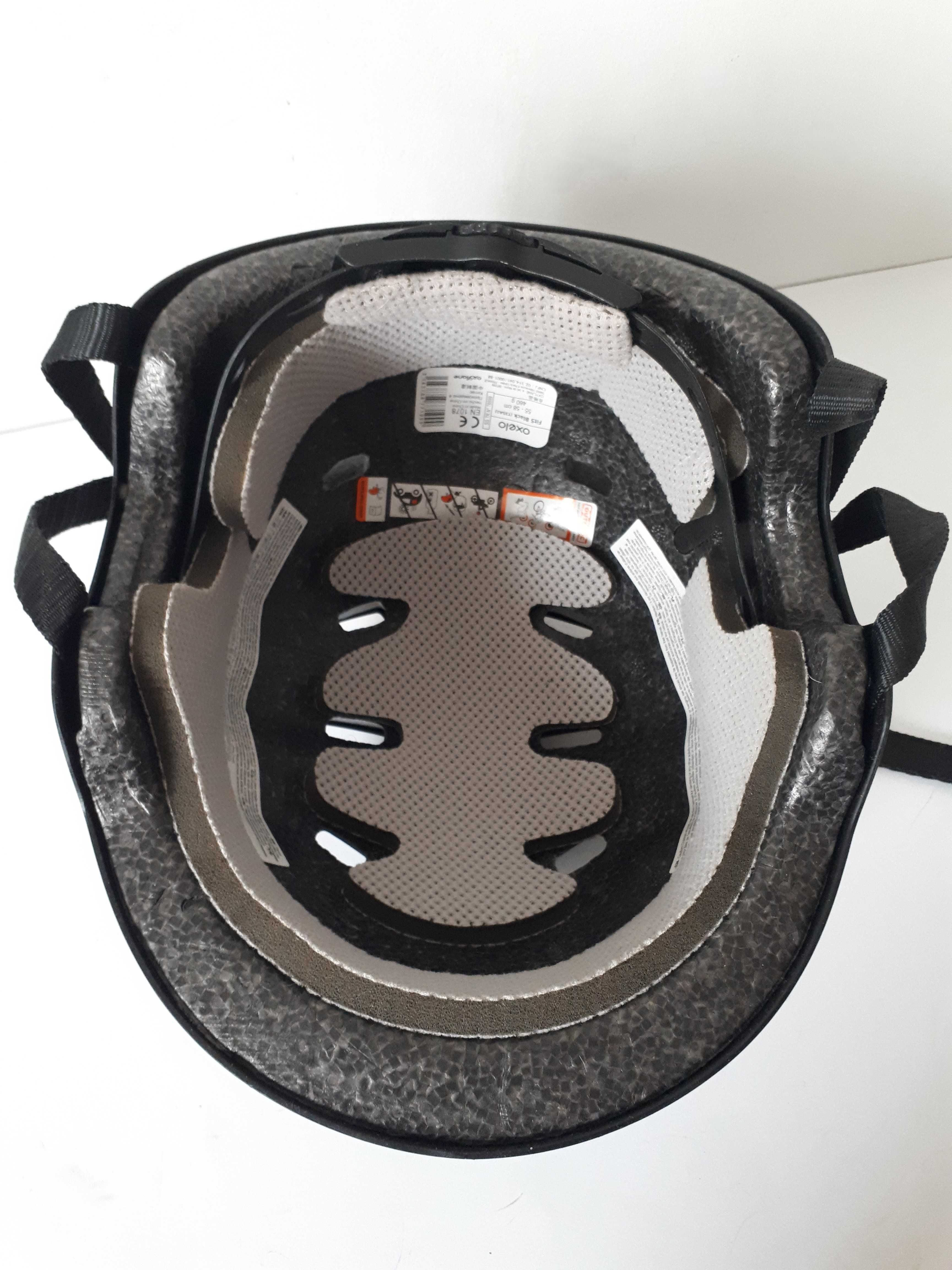 kask Oxelo Decathlon 55 - 58 cm czarny na rower wrotki deskorolkę