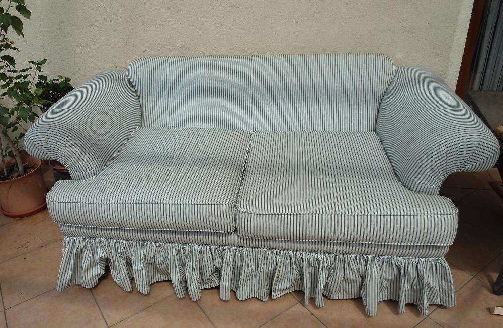 Sofa stylizowana