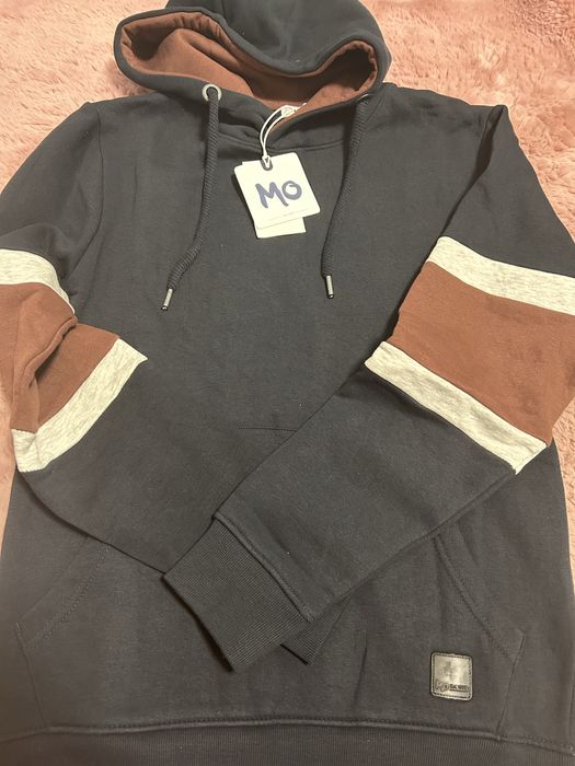 Męska bluza z kapturem S nowa