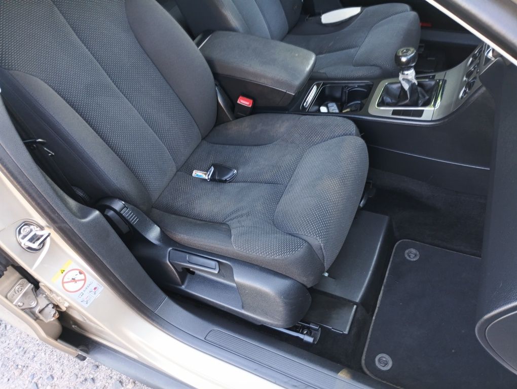 Sprzedam VW passat b6 kombi