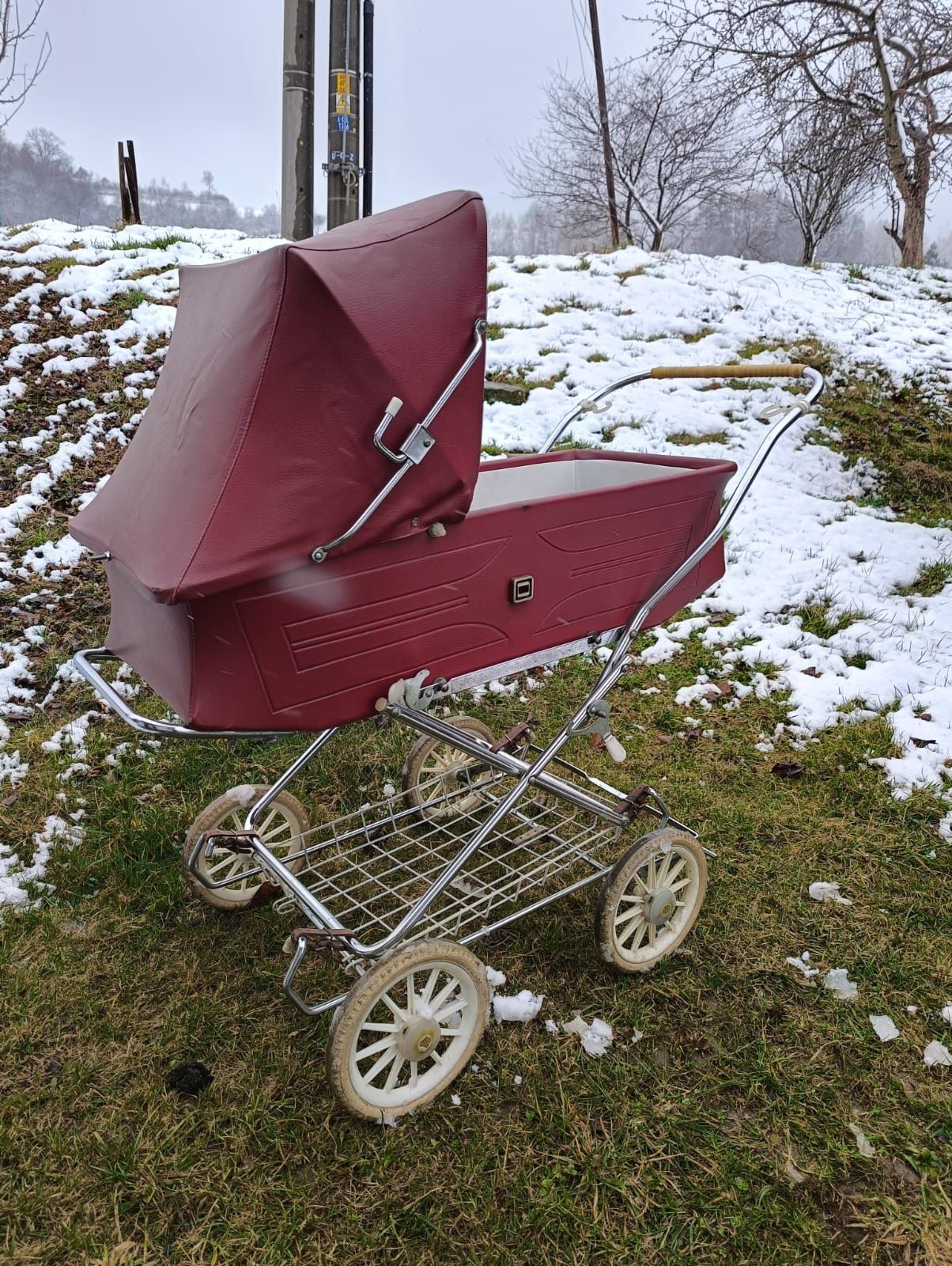 Wózek dziecięcy retro 87'