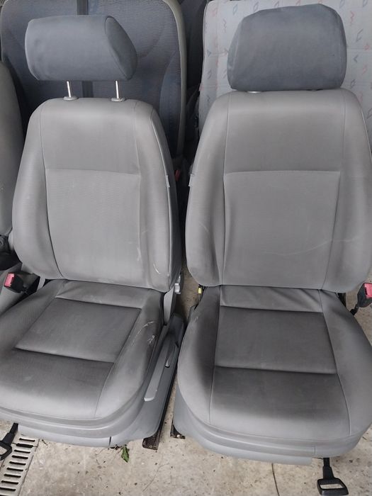 Сидіння крісла Фольцваген Caddi