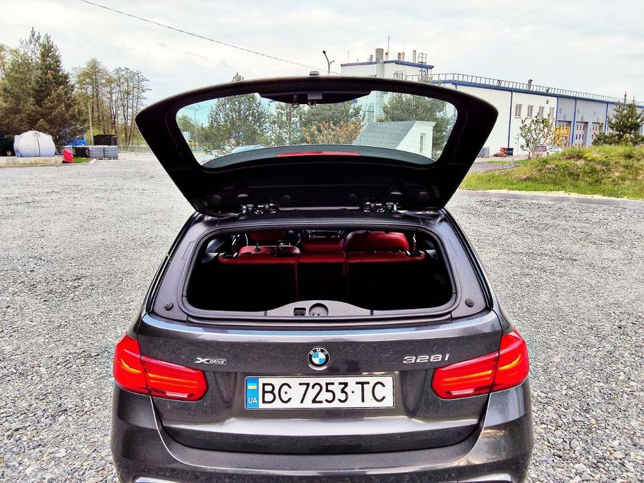 BMW 328XI на М-пакеті