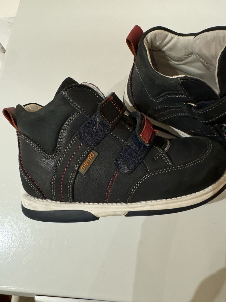 Buty chlopiece memo