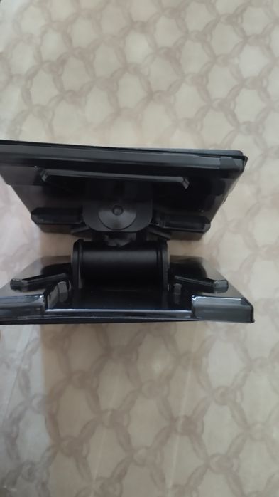 Кронштейн кріплення на стіну для телевізора