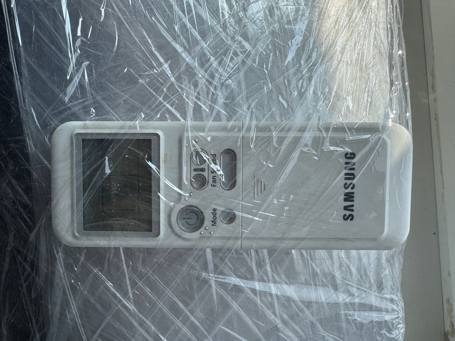 Кондиціонер Samsung на 35кв.м.