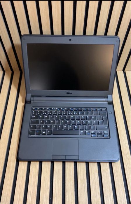 Продам Ноутбук Dell Latitude 3340 / Intel Core i3-4005U