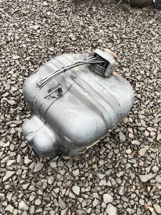 Бак Атего з кріпленням 100л Бак паливний Mercedes Atego 815, 817, 917