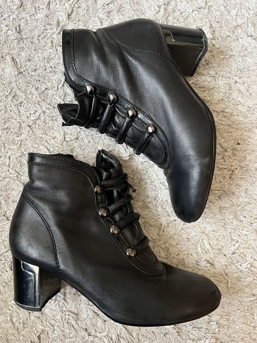 Шкіряні ботинки р.35 осінні весняні