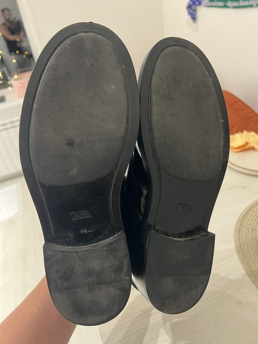 Чоловічі лофери Zara