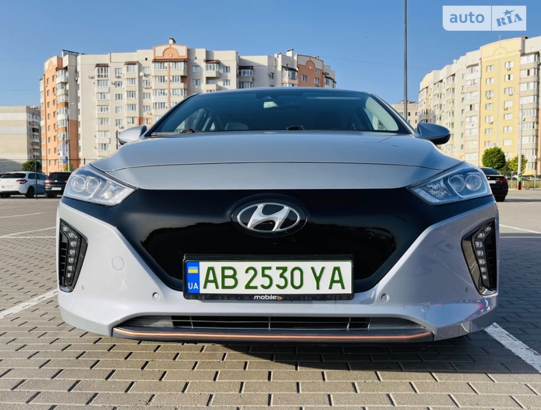 Hyundai IONIQ electric 2018 рік 28kw