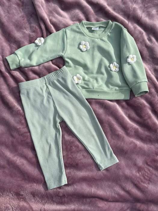 Костюм 12 міс на дівчинку