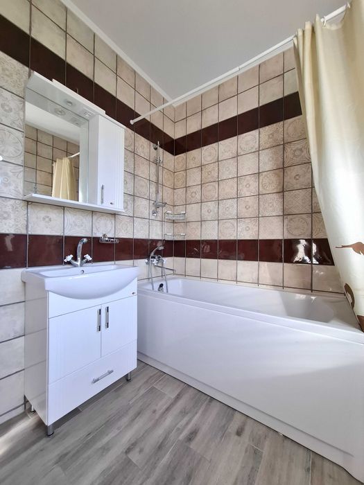 Продам будинок в якому живе любов.