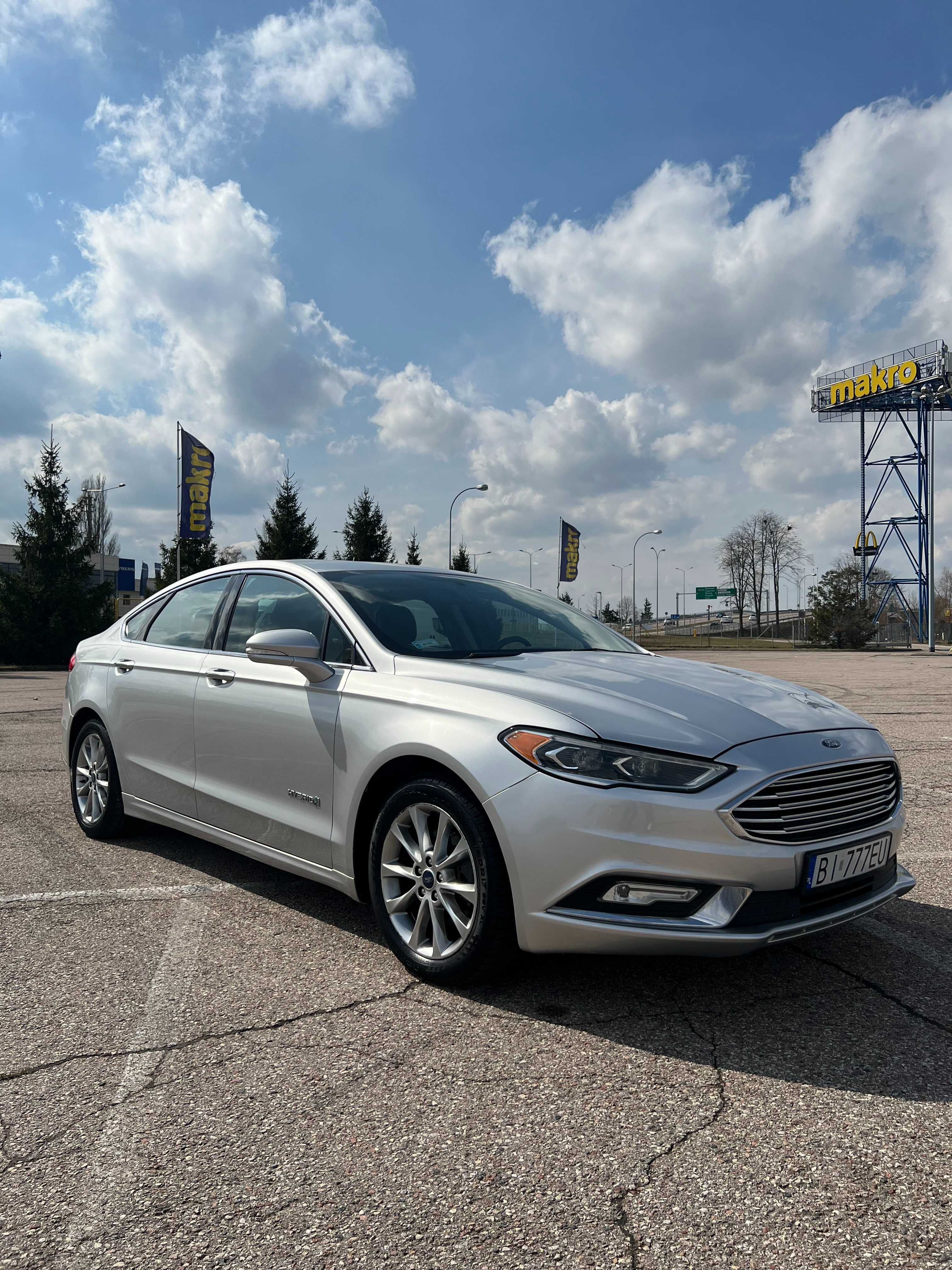 Ford Fusion 2.0 Hybrid TITANIUM FULL LED