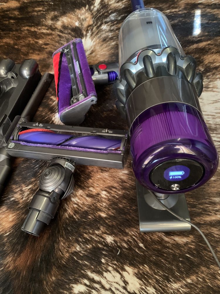 Пылесос аккумуляторный Dyson v11 absolute