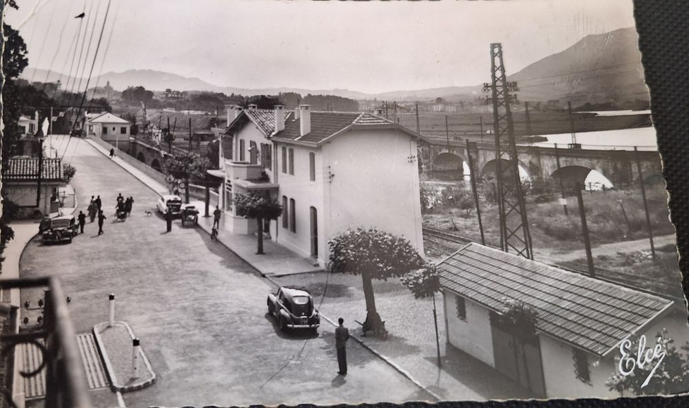Postais espanhóis antigos anos 40 e 50 de Cadiz Hendaia e Fuenterrabia