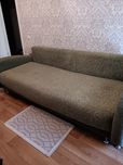 Продам диван в гарному стані .