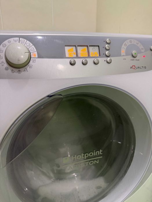 Пральна машина Hotpoint-Ariston Aqualtis AQXF 109, 6 кг, A+