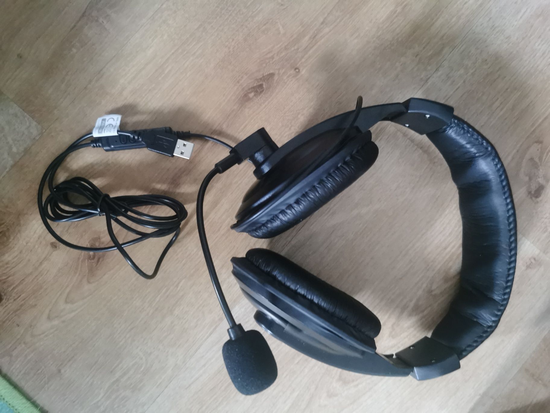 Słuchawki stereo z mikrofonem
