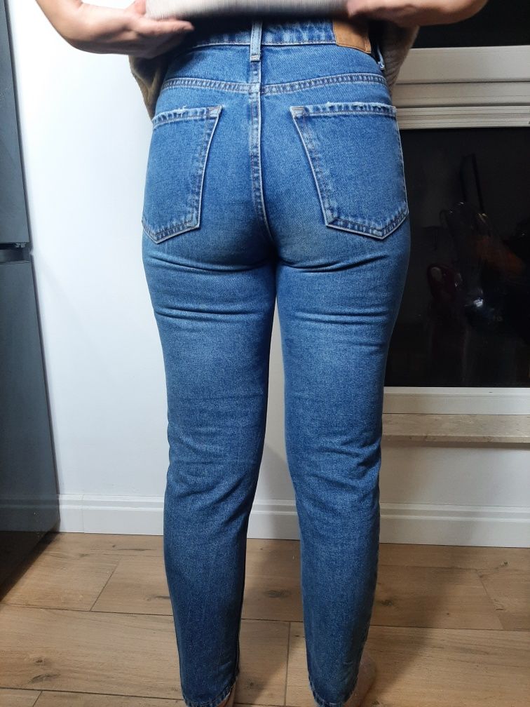 Spodnie jeansy damskie wysoki stan proste nogawki rurki vintage Bershk