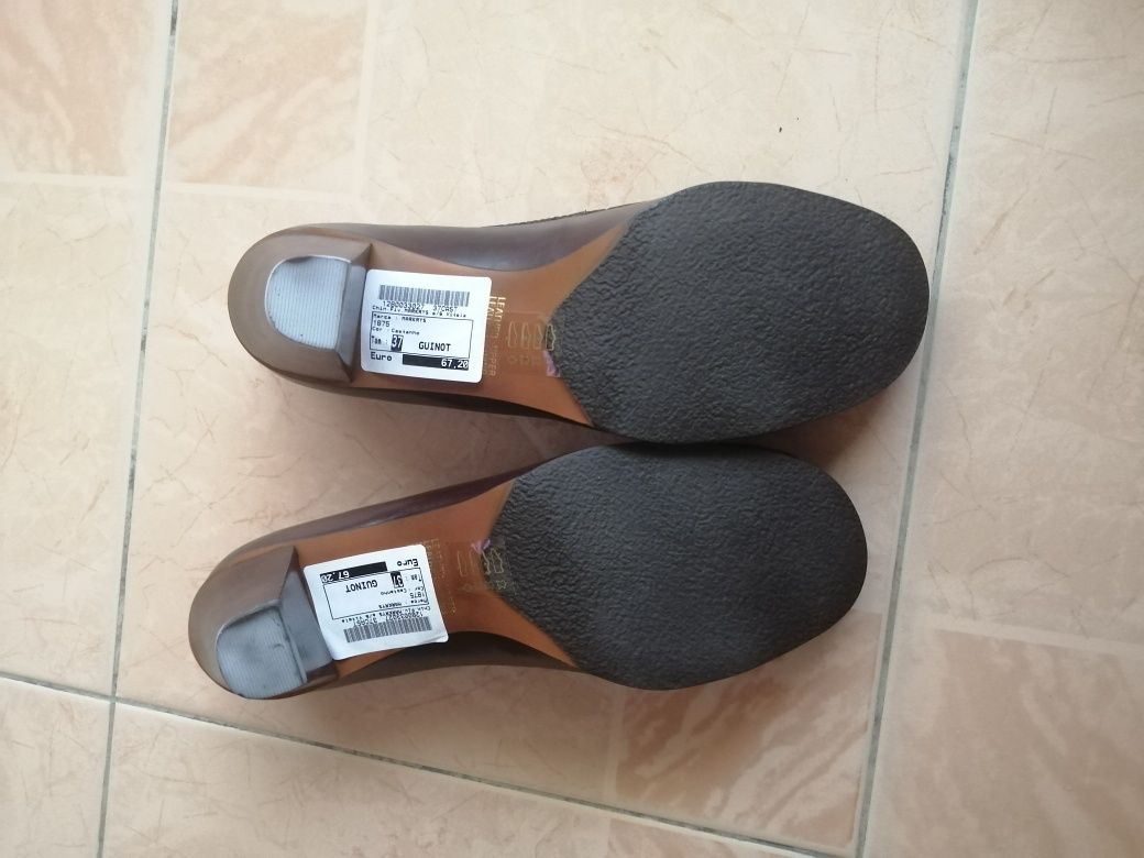 Sapatos de mulher