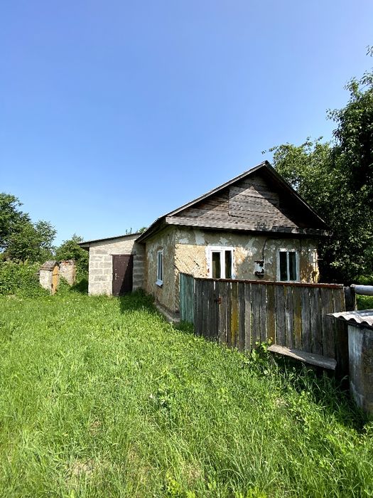 Продаж будинку недалеко від Чернігова