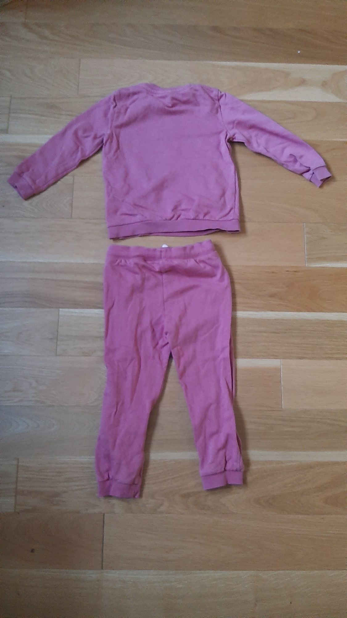 Różowy pudrowy róż komplet zestaw bluza i spodnie 98 rozmiar So Cute
